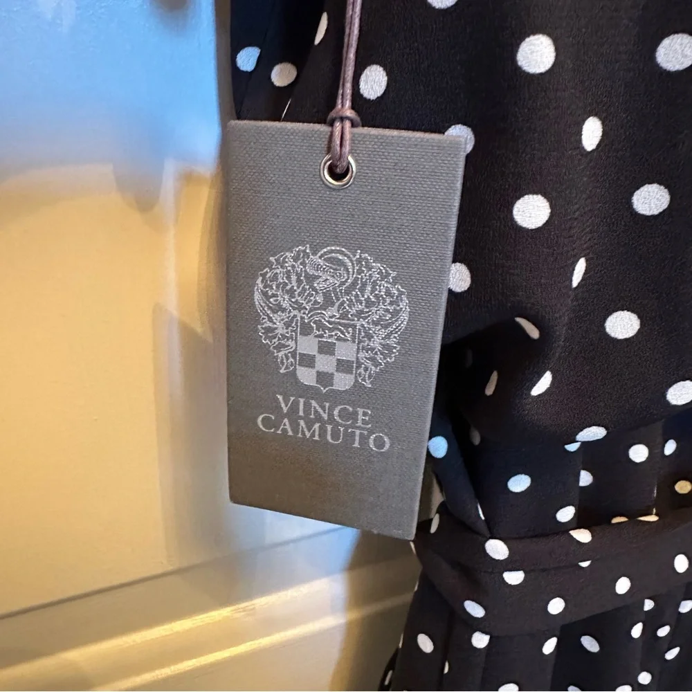 Vince Camuto Sleeveless Black and White Polka Dot Jumpsuit, Size 6, NWT - Picture 4 of 6